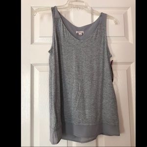 Gray flowy tank